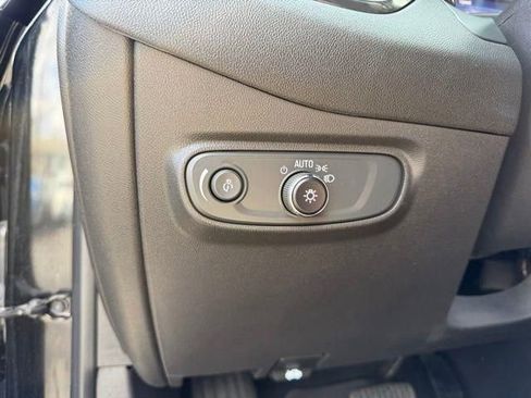 Used 2023 Chevrolet Equinox RS AWD/4WD image 28