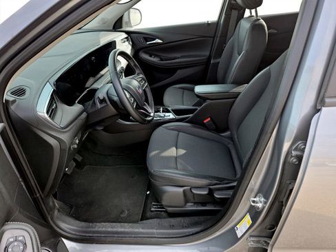 Used 2025 Buick Encore GX Preferred image 26