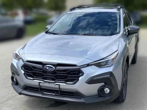 Certified 2025 Subaru Crosstrek 2.5i Limited w/ Crosstrek Mirror Package AWD/4WD image 1