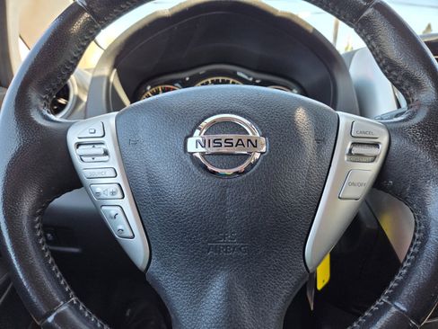 Used 2016 Nissan Versa Note SV FWD image 16