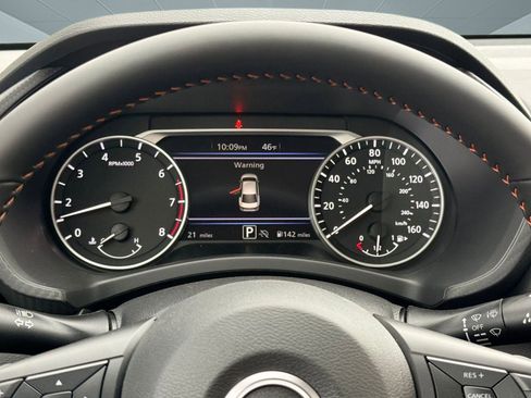 New 2025 Nissan Sentra SR image 19