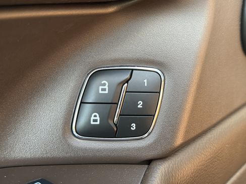 Used 2023 Ford Expedition King Ranch AWD/4WD image 26