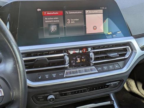 Used 2020 BMW 330i xDrive Sedan image 11