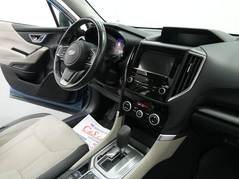 Used 2021 Subaru Forester Premium AWD/4WD image 28