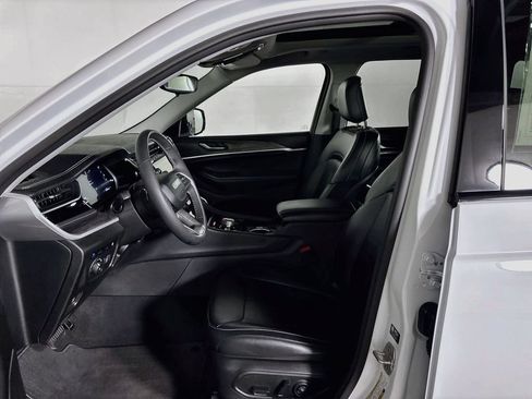 Certified 2023 Jeep Grand Cherokee 4WD 4xe image 12