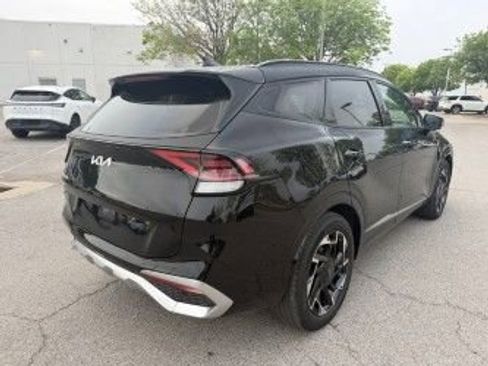 Used 2024 Kia Sportage SX image 7