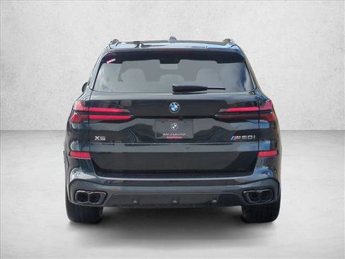 New 2026 BMW X5 M60i w/ Climate Comfort Package image 8