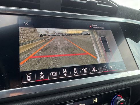 Used 2022 Audi Q3 2.0T Premium Plus w/ Premium Plus Package image 18