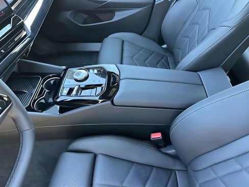 New 2026 BMW 530i w/ Premium Package image 25