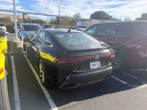 Certified 2023 Toyota Mirai w/ Advanced Technology Package RWD image 4