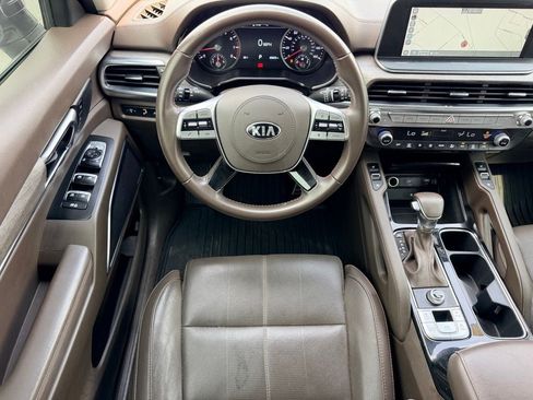 Used 2021 Kia Telluride SX w/ Towing Package FWD image 19