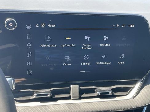 New 2026 Chevrolet Equinox LT w/ Safety and Technology Package FWD image 17