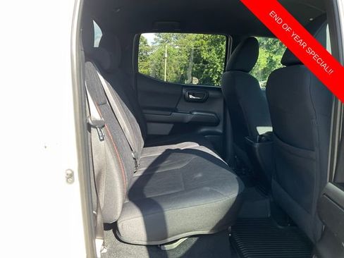Used 2020 Toyota Tacoma TRD Sport image 13