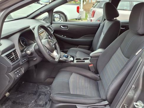 Certified 2022 Nissan Leaf SV FWD image 15