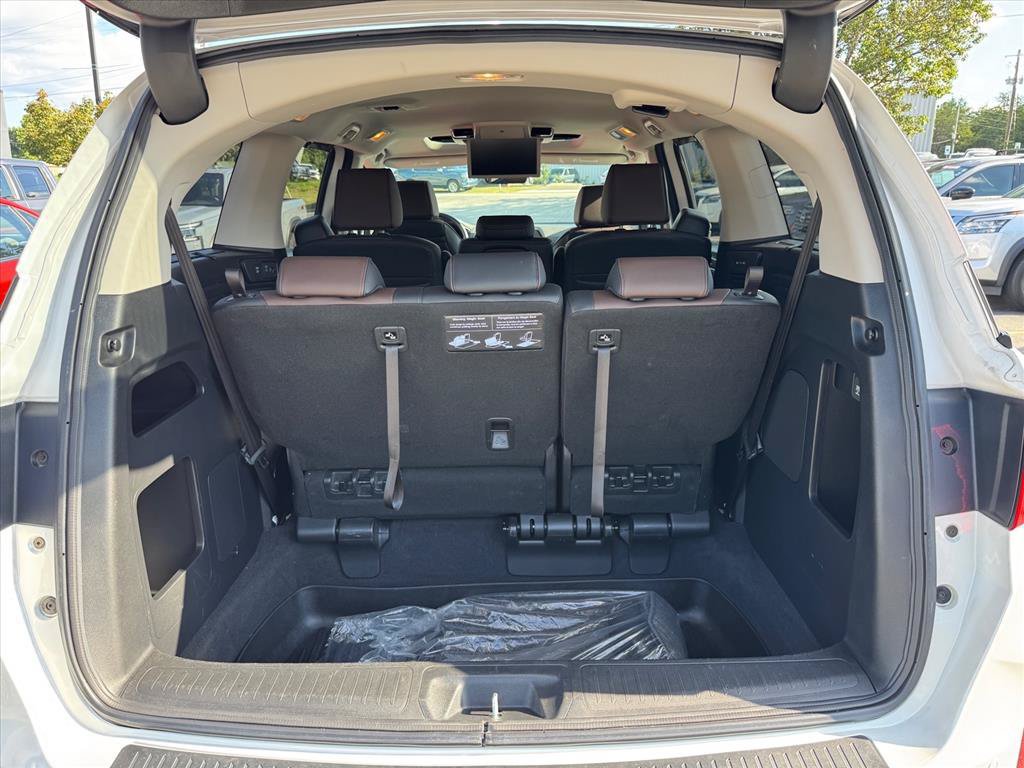 Used 2025 Honda Odyssey Elite image 10