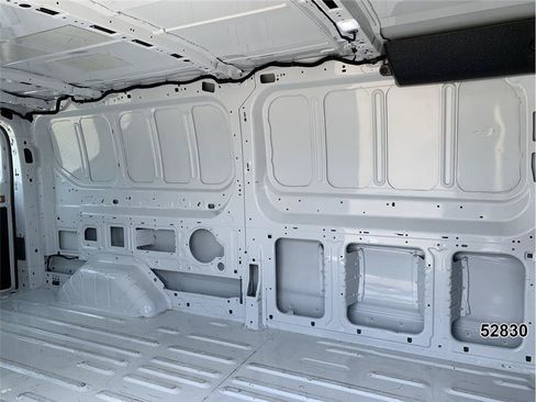 Used 2021 Ford Transit 250 Low Roof RWD image 11
