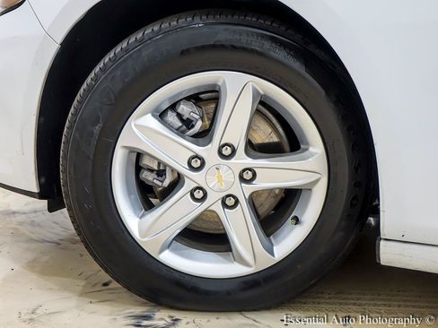 Used 2024 Chevrolet Malibu LS FWD image 12