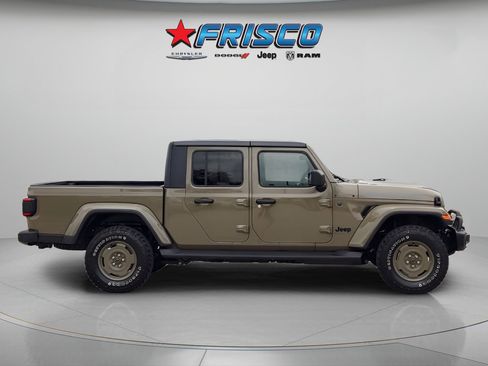New 2026 Jeep Gladiator Willys AWD/4WD image 2