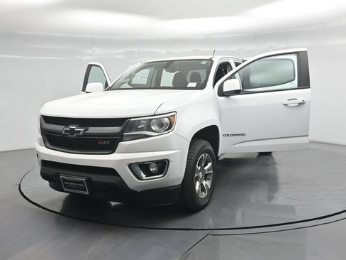 Used 2018 Chevrolet Colorado Z71 RWD image 28