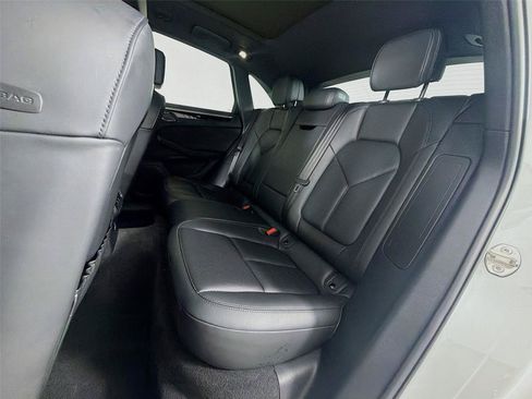 Certified 2023 Porsche Macan Turbo AWD/4WD image 20