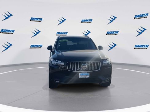 Used 2022 Volvo XC90 T6 Momentum w/ Climate Package image 3