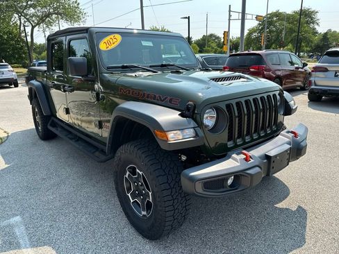 Used 2023 Jeep Gladiator Mojave w/ Trailer Tow Package AWD/4WD image 4