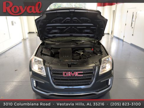 Used 2017 GMC Terrain SLE w/ Technology Package image 25