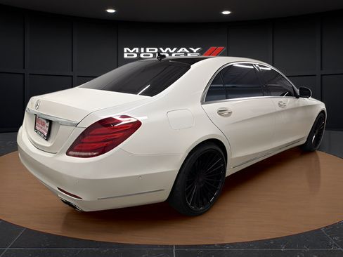 Used 2015 Mercedes-Benz S 550 4MATIC Sedan image 4