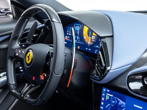 Used 2025 Ferrari 12Cilindri RWD image 35