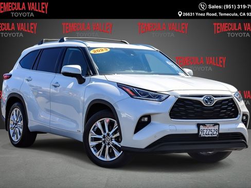 Used 2023 Toyota Highlander Limited AWD/4WD image 1