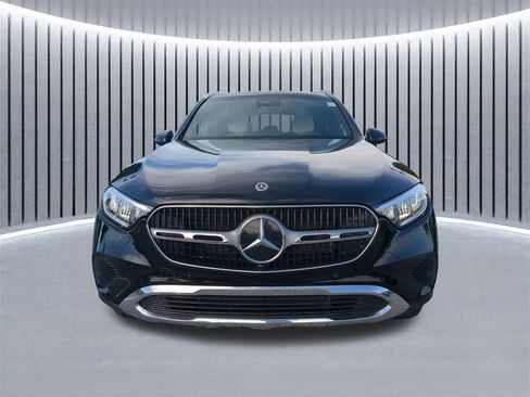 Used 2024 Mercedes-Benz GLC 300 4MATIC image 10