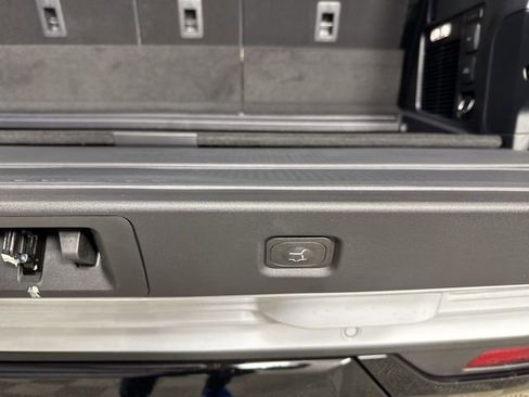 New 2025 Ford Expedition Platinum w/ Stealth Appearance Package image 29