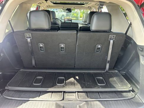 Used 2024 Honda Pilot Elite image 47