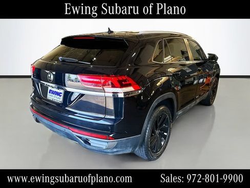 Used 2022 Volkswagen Atlas Cross Sport SE FWD image 7