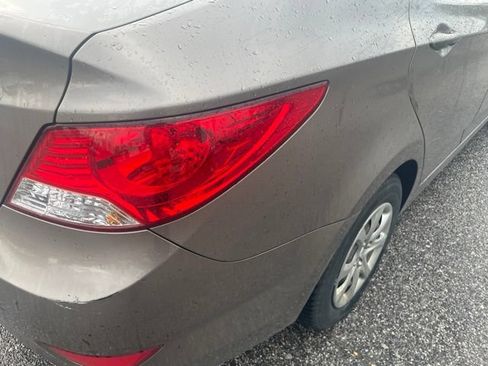 Used 2013 Hyundai Accent GLS FWD image 20