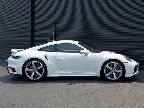 Certified 2025 Porsche 911 Turbo AWD/4WD image 8