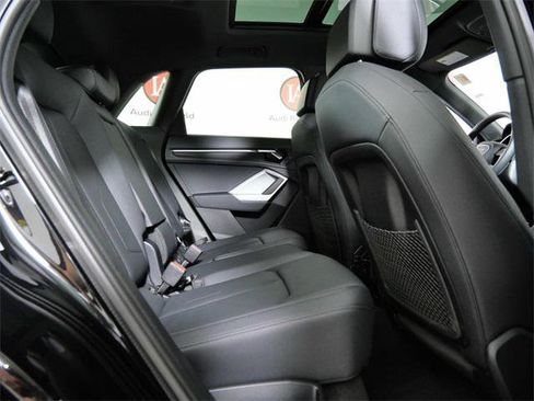 Certified 2024 Audi Q3 2.0T Premium Plus image 13