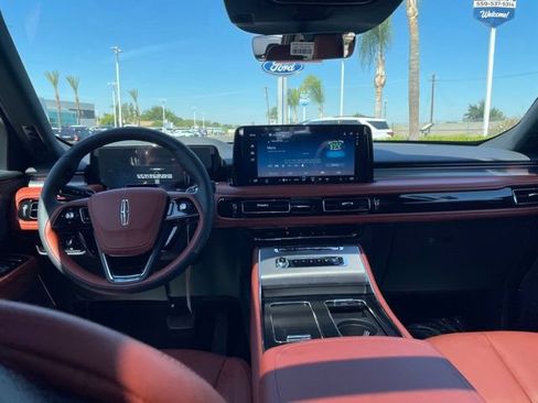 New 2026 Lincoln Aviator Reserve w/ Jet Appearance Package AWD/4WD image 23
