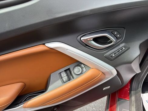 Certified 2018 Chevrolet Camaro SS RWD image 24