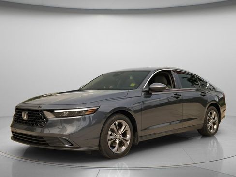 Certified 2024 Honda Accord EX image 9