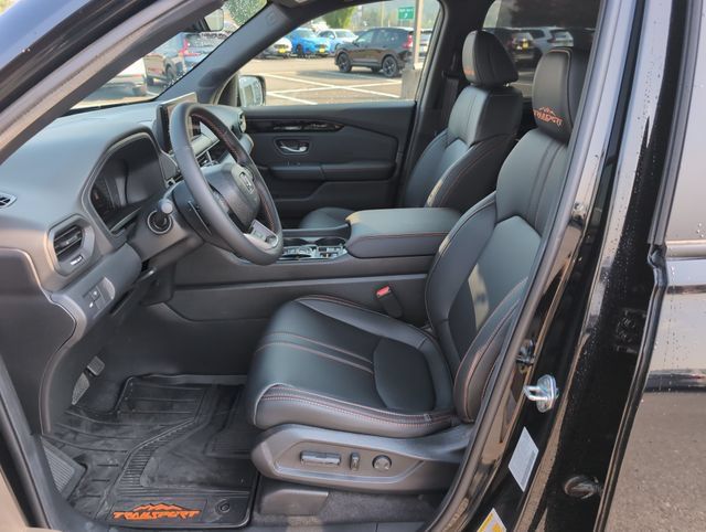 Certified 2026 Honda Pilot TrailSport image 17