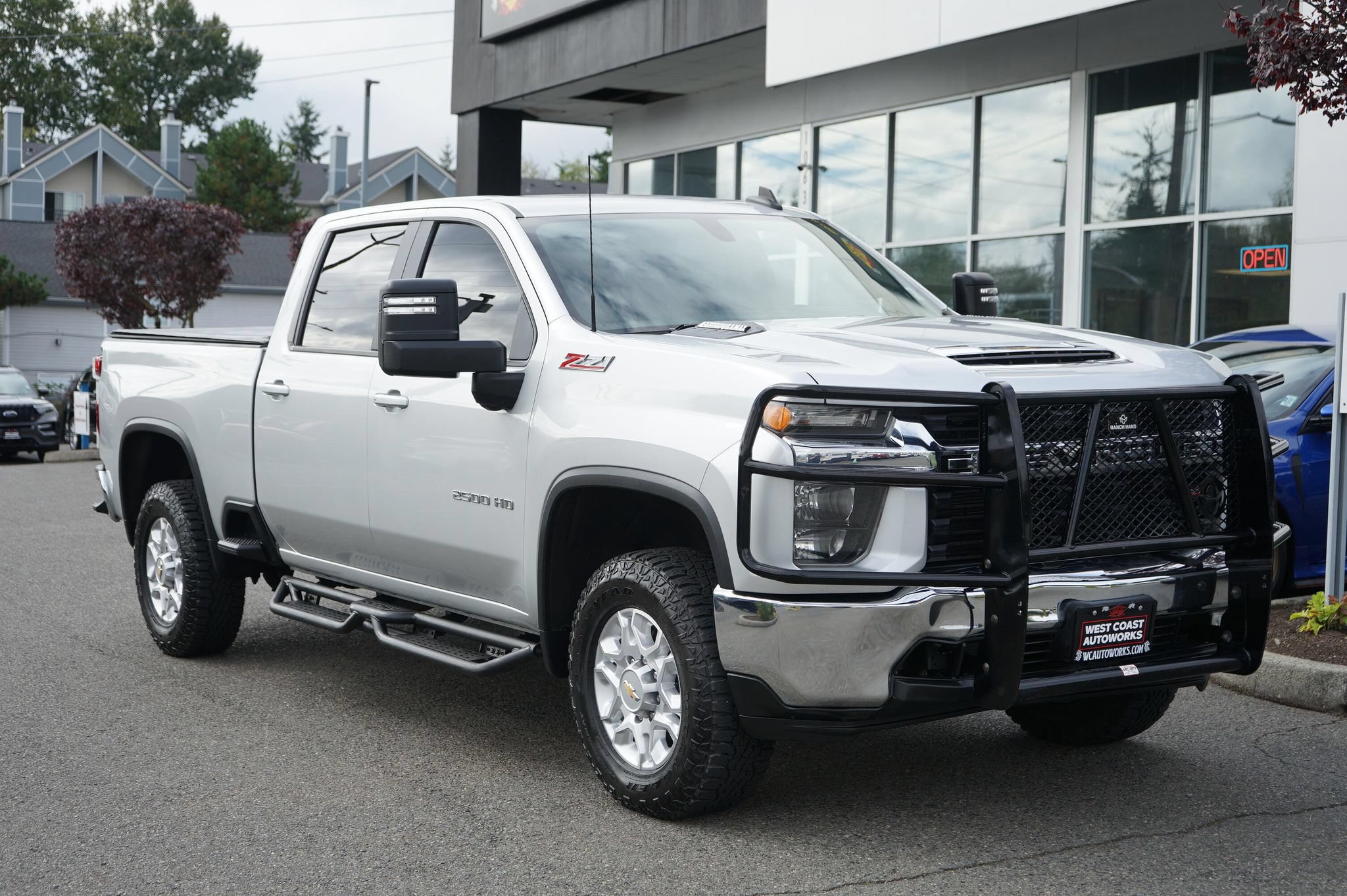 Used 2022 Chevrolet Silverado 2500 LT w/ Convenience Package AWD/4WD image 7