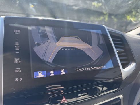 Used 2016 Honda Pilot EX image 10