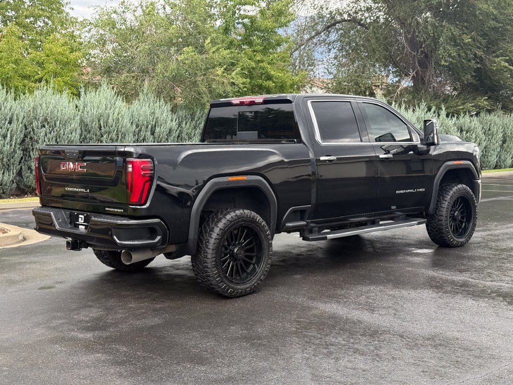 Used 2024 GMC Sierra 3500 Denali w/ Denali Reserve Package AWD/4WD image 9