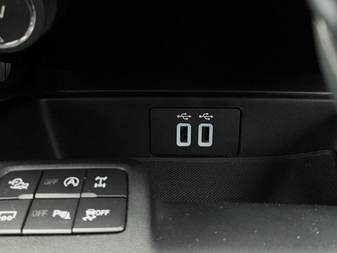 Used 2019 Ford Ranger Lariat w/ Equipment Group 501A Mid image 28