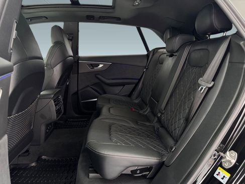 Used 2025 Audi SQ8 Premium Plus w/ 23" Wheel Package image 12