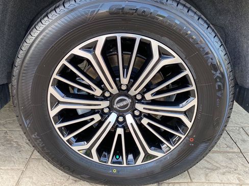 Certified 2025 Nissan Armada SL w/ Captain's Chari Seat Package RWD image 14