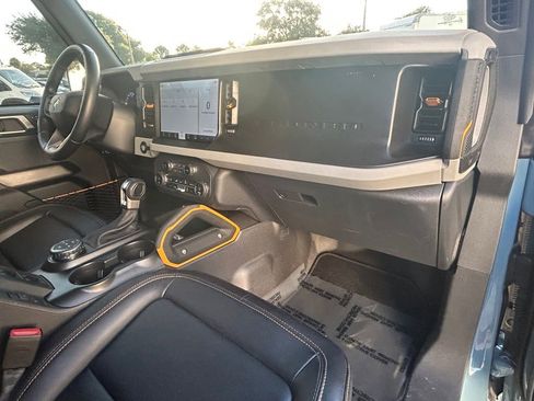 Used 2023 Ford Bronco Badlands w/ Sasquatch Package image 26