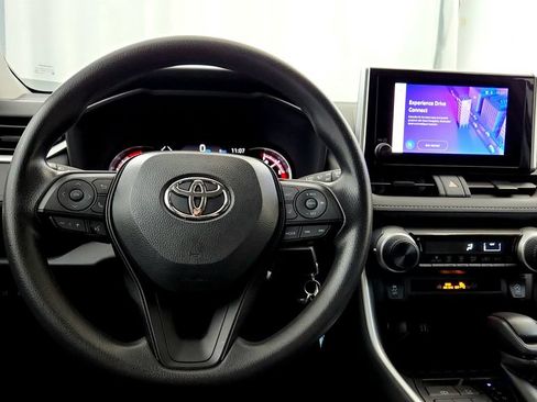 Used 2024 Toyota RAV4 LE AWD/4WD image 24