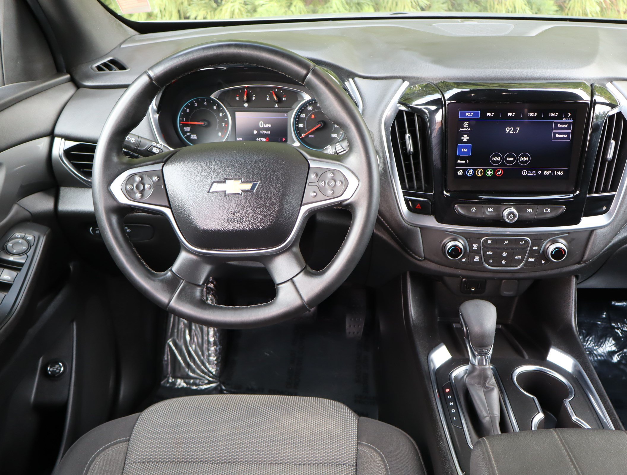 Used 2023 Chevrolet Traverse LT FWD image 18